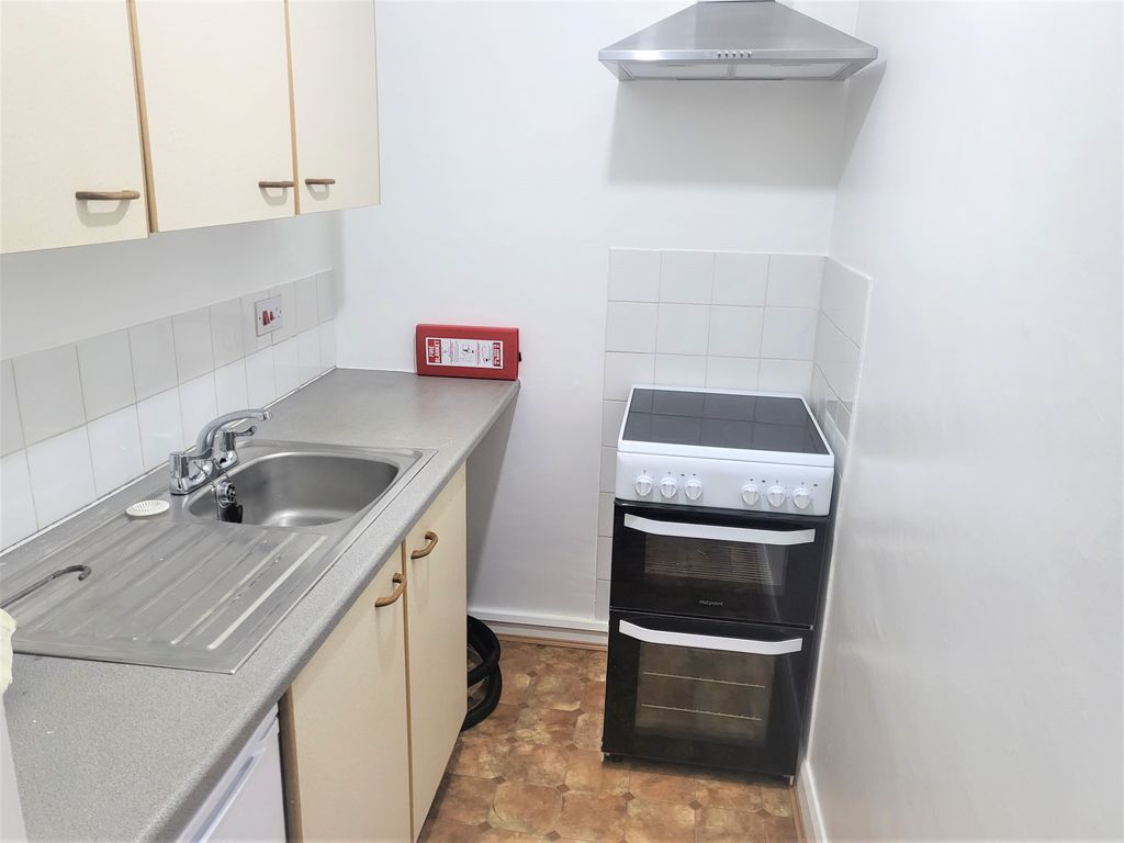 Property photo 3 of 3