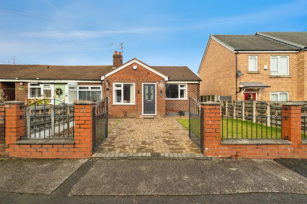 Property photo 1 of 20 Front