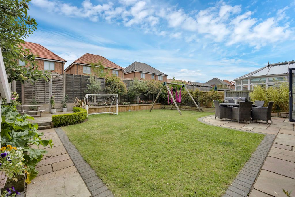 Property photo 3 of 24 Rear Garden