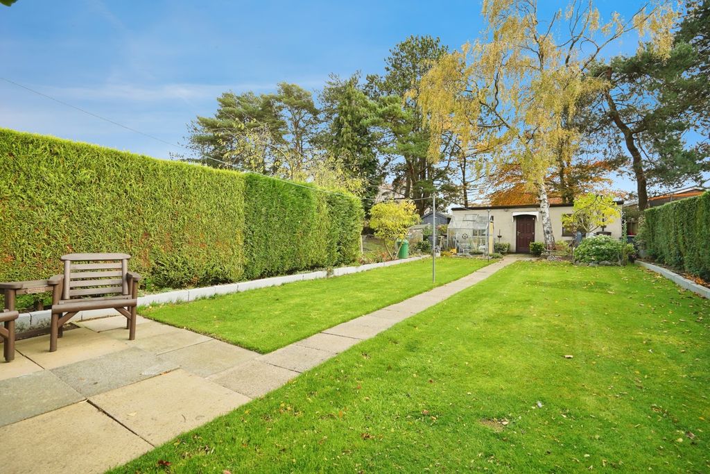 Property photo 2 of 16 Photo