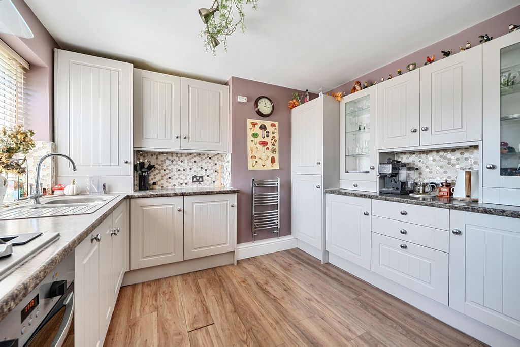 Property photo 1 of 19 1509357-14-6A7F06...