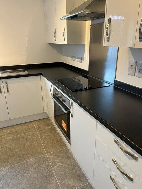 Property photo 2 of 8 7