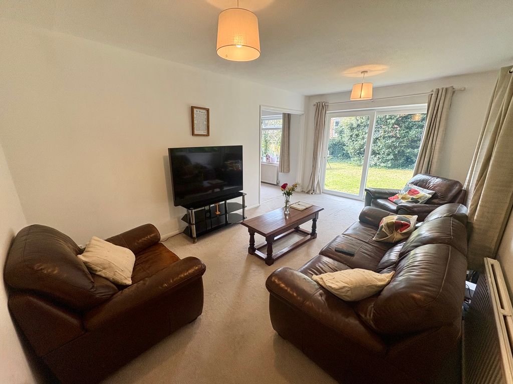 Property photo 1 of 13 Img_4804