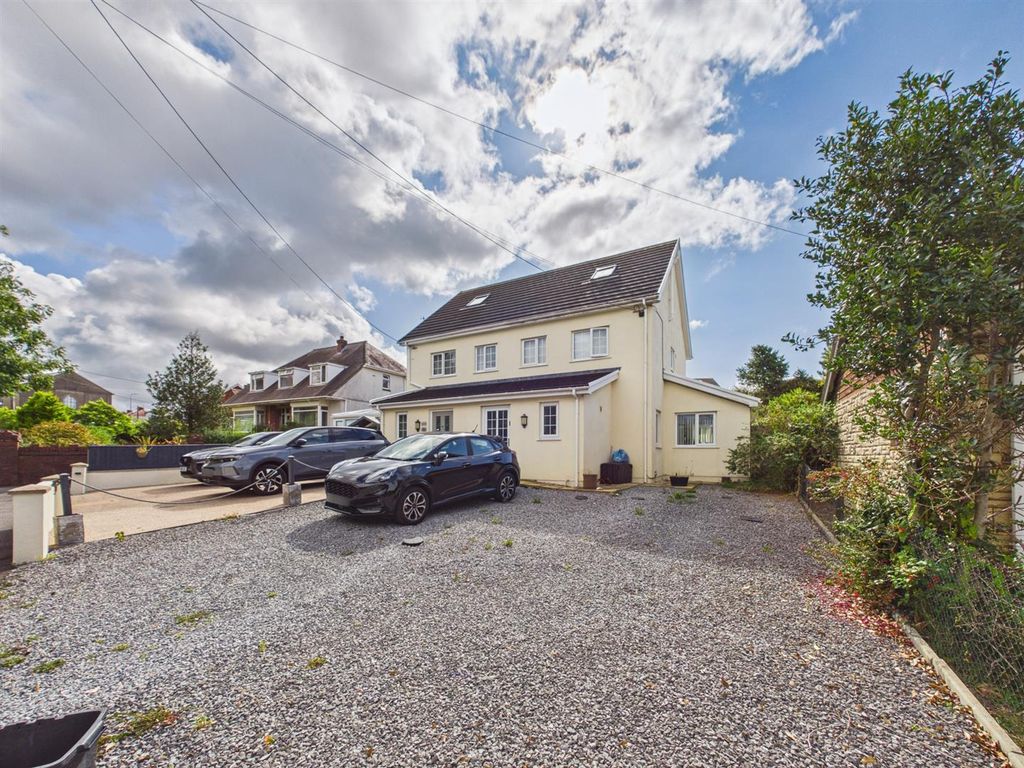 Property photo 1 of 13 Cam04045G0-Pr0122-Still013.Jpg