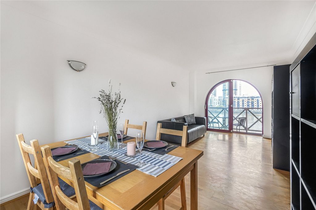 Property photo 1 of 16 Picture No. 18