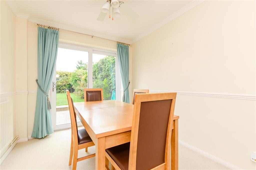 Property photo 3 of 12 Dining Area