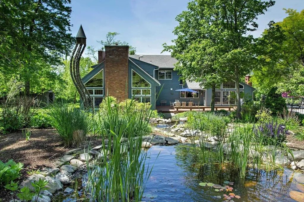 Property photo 1 of 31