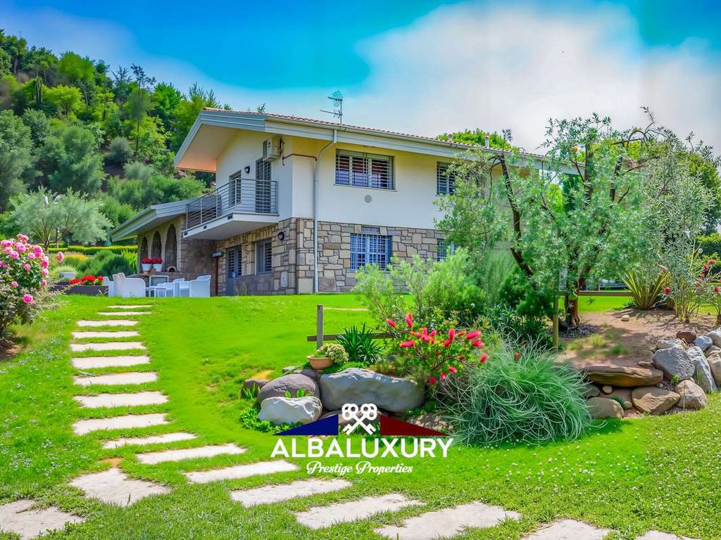 Property photo 3 of 26