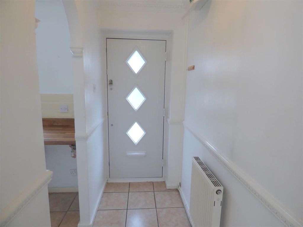 Property photo 2 of 15 Hall