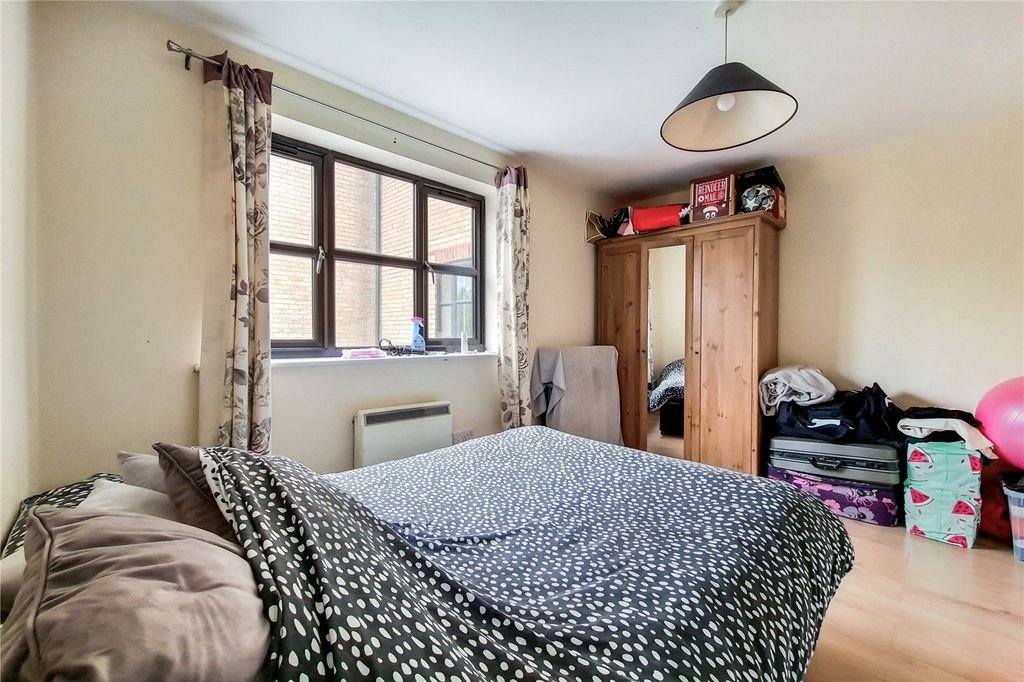Property photo 2 of 9 Picture No. 03