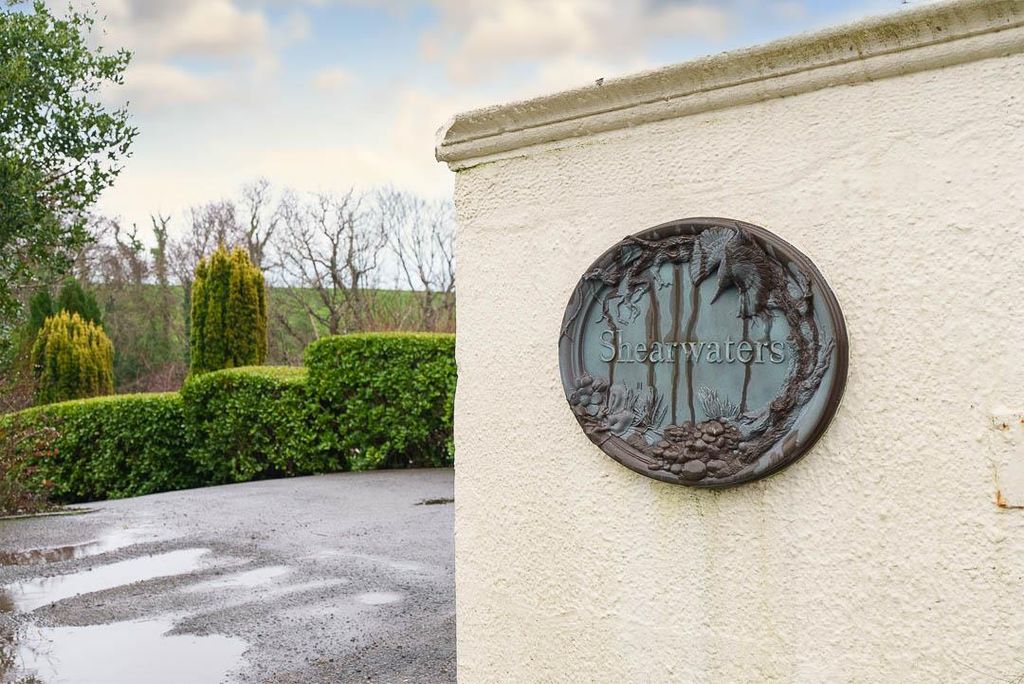 Property photo 3 of 42 Shearwaters (41).Jpg