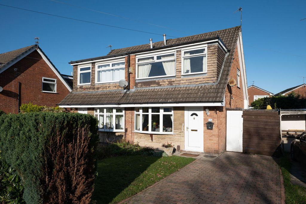 Property photo 1 of 16