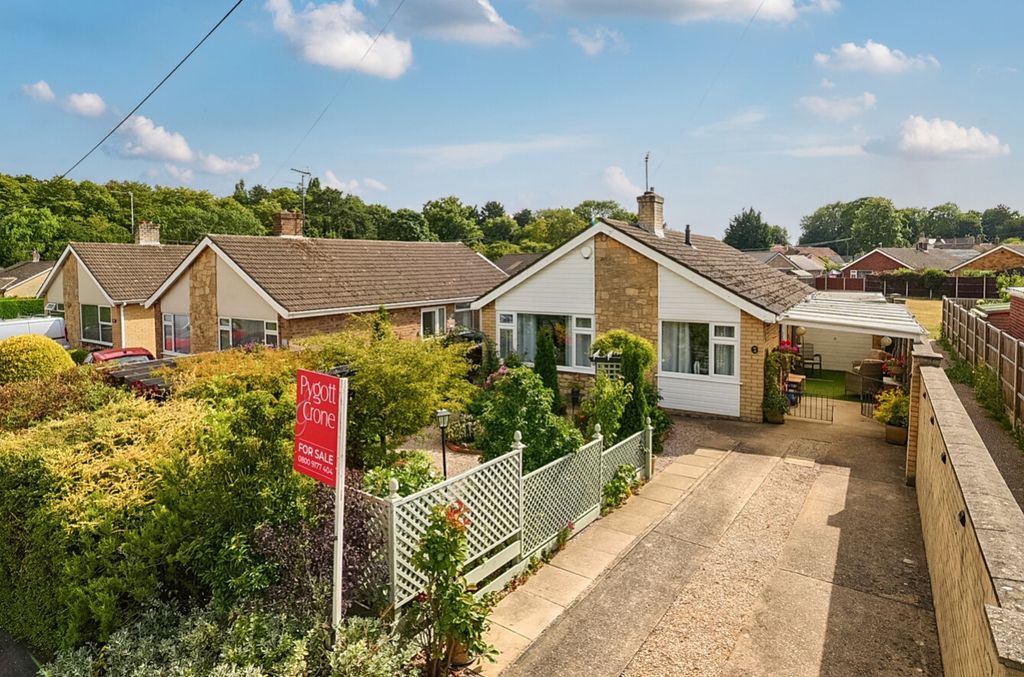Property photo 1 of 23 3-6A62393Dbf5A0-1498128-Jpg-3