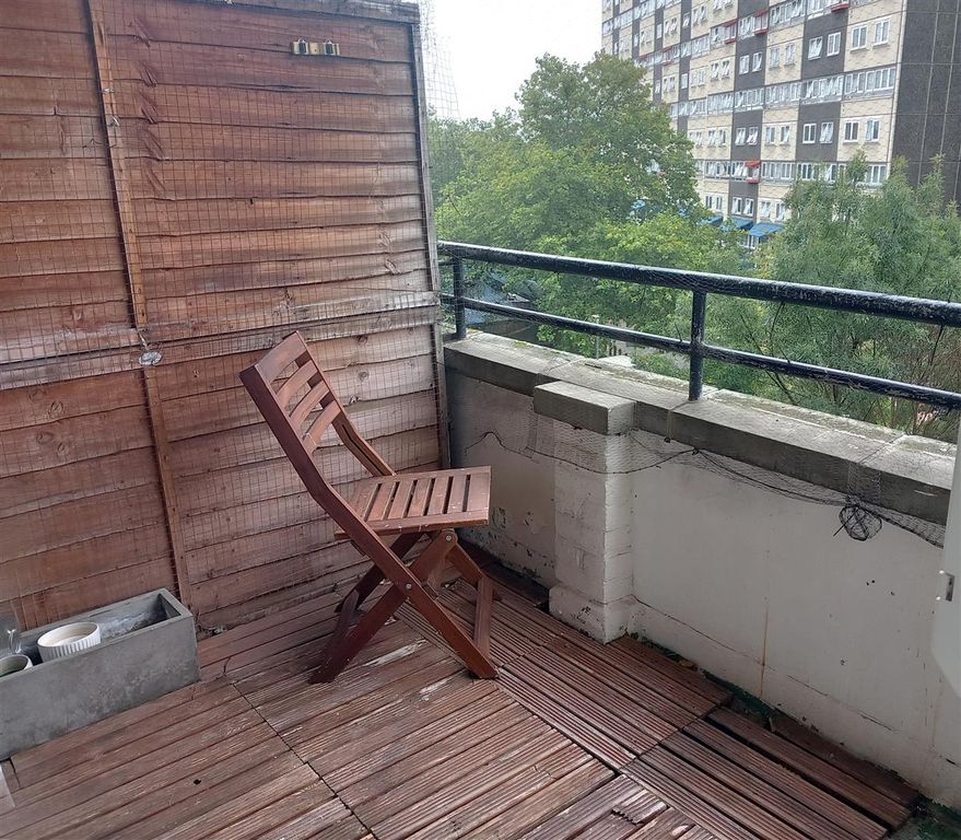 Property photo 3 of 10 Balcony, Rawson Court, Eden Harper Battersea