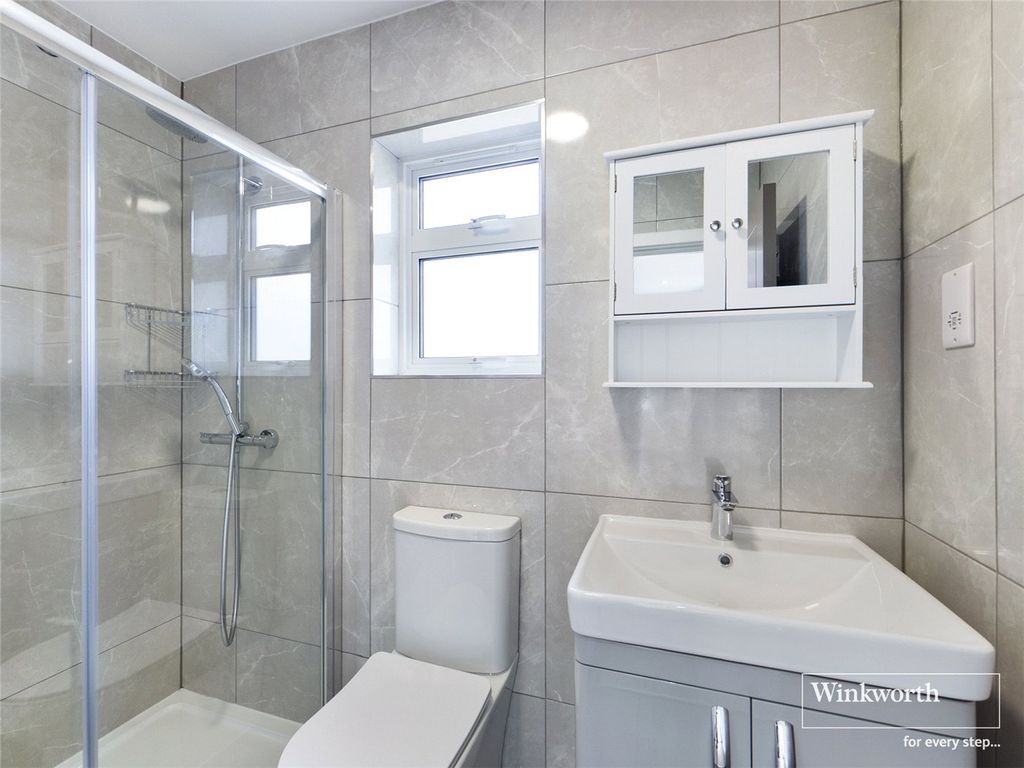 Property photo 3 of 9 Family Shower Room