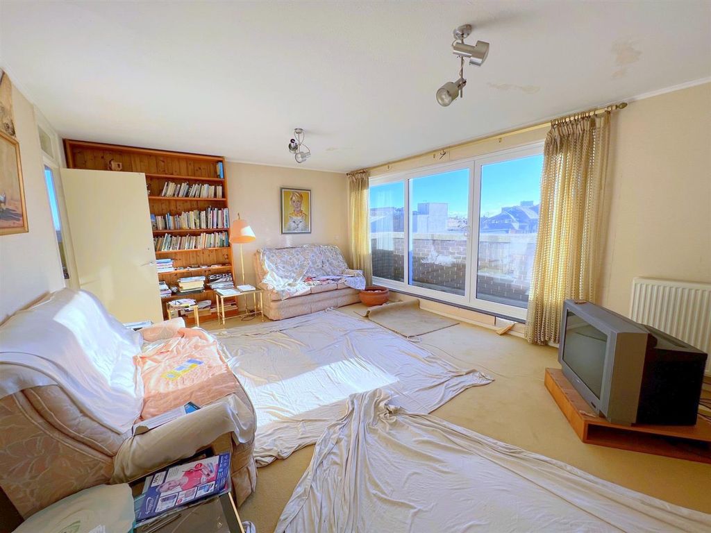 Property photo 2 of 14 16Wind5.Jpg