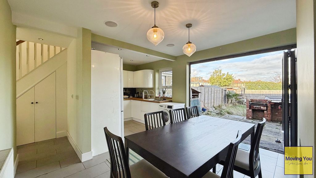 Property photo 3 of 25 Kitchen/ Diner