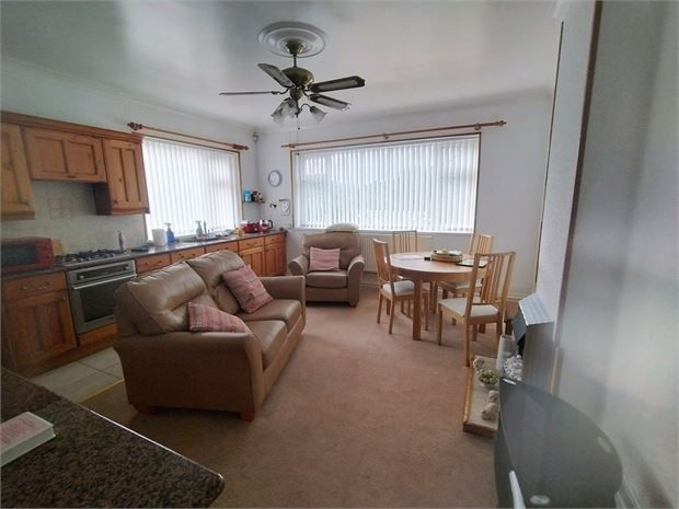 Property photo 3 of 13 Kitchen