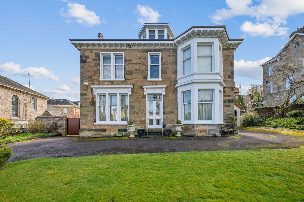 Property photo 2 of 56