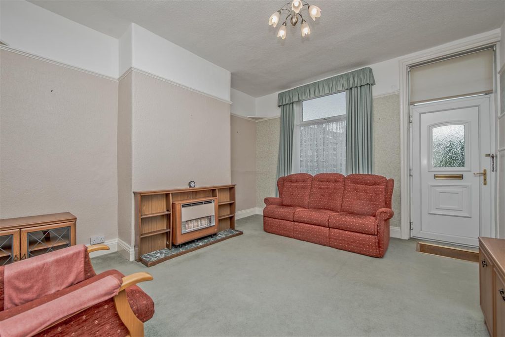 Property photo 2 of 17 Living Room: