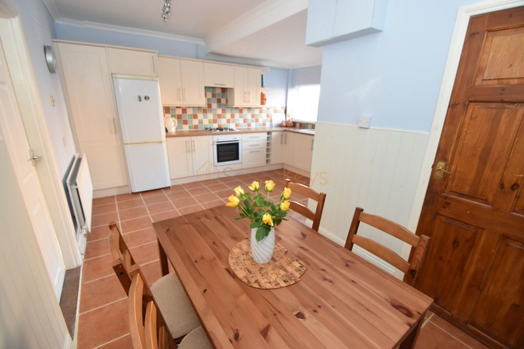Property photo 3 of 15 A8675364Fd9Acfa47E94B9228dc3A43c