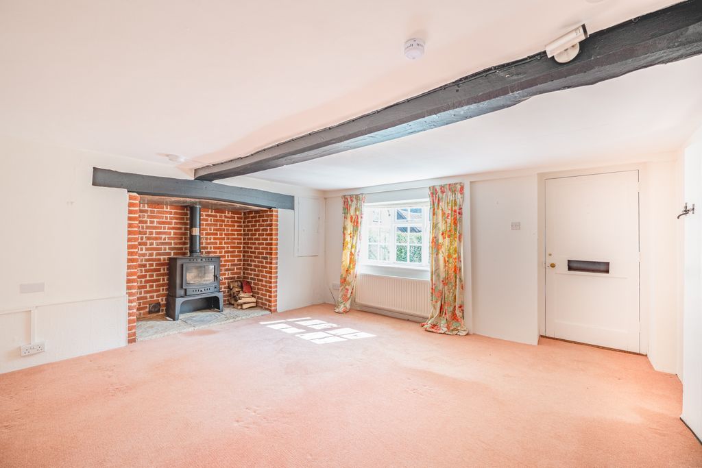 Property photo 3 of 15 Sitting Room