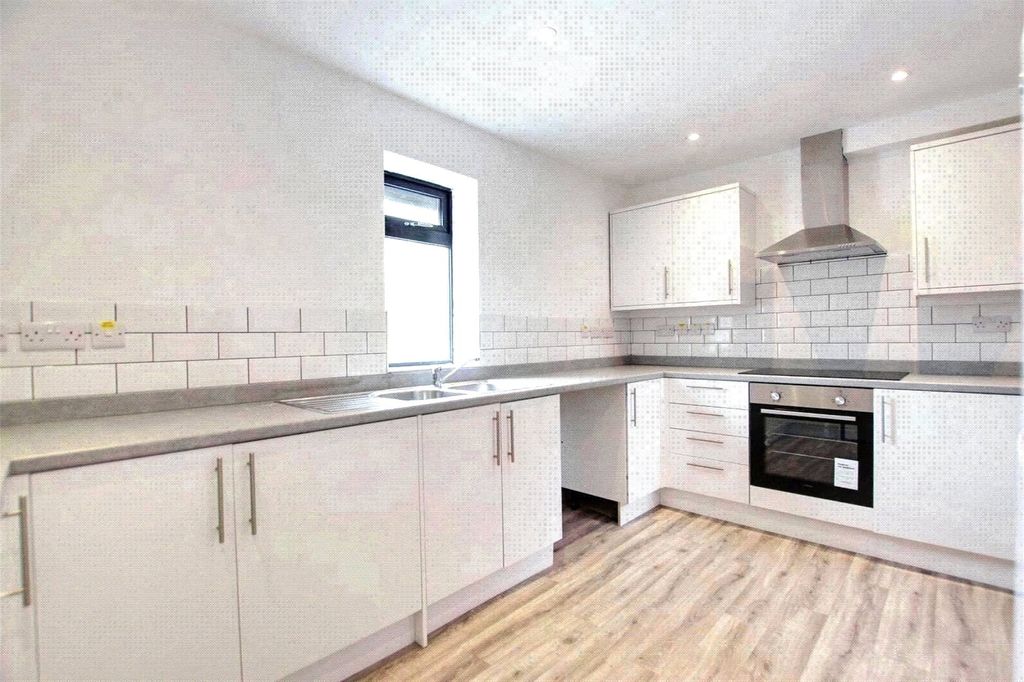 Property photo 2 of 13 Communal Kitchen
