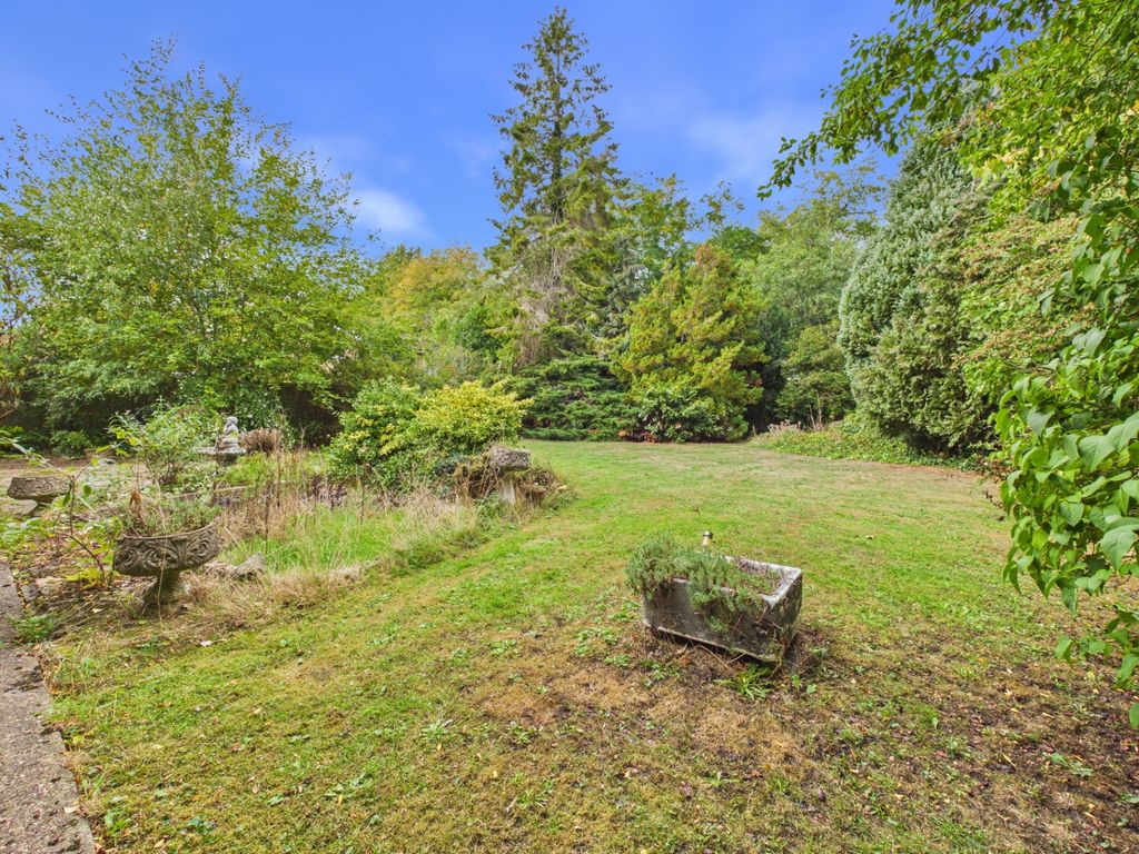 Property photo 3 of 23 Photo 2
