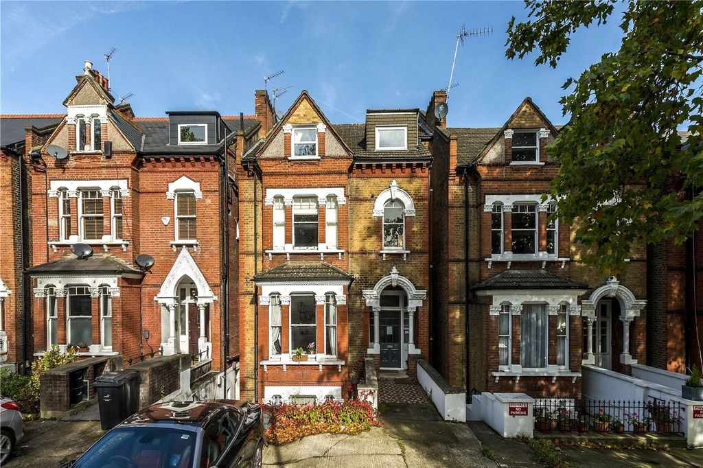 Property photo 2 of 8 Exterior