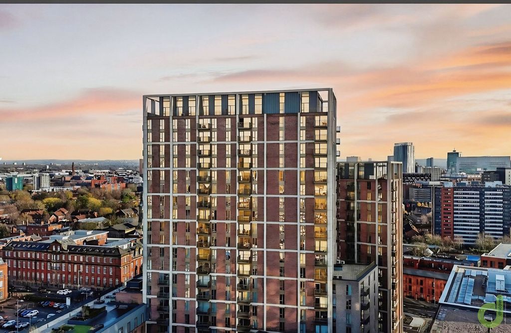 Property photo 1 of 22