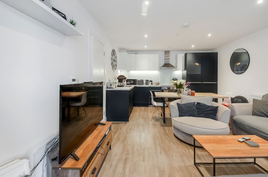 Property photo 2 of 17 Open Plan Lving Area  (3).Jpg