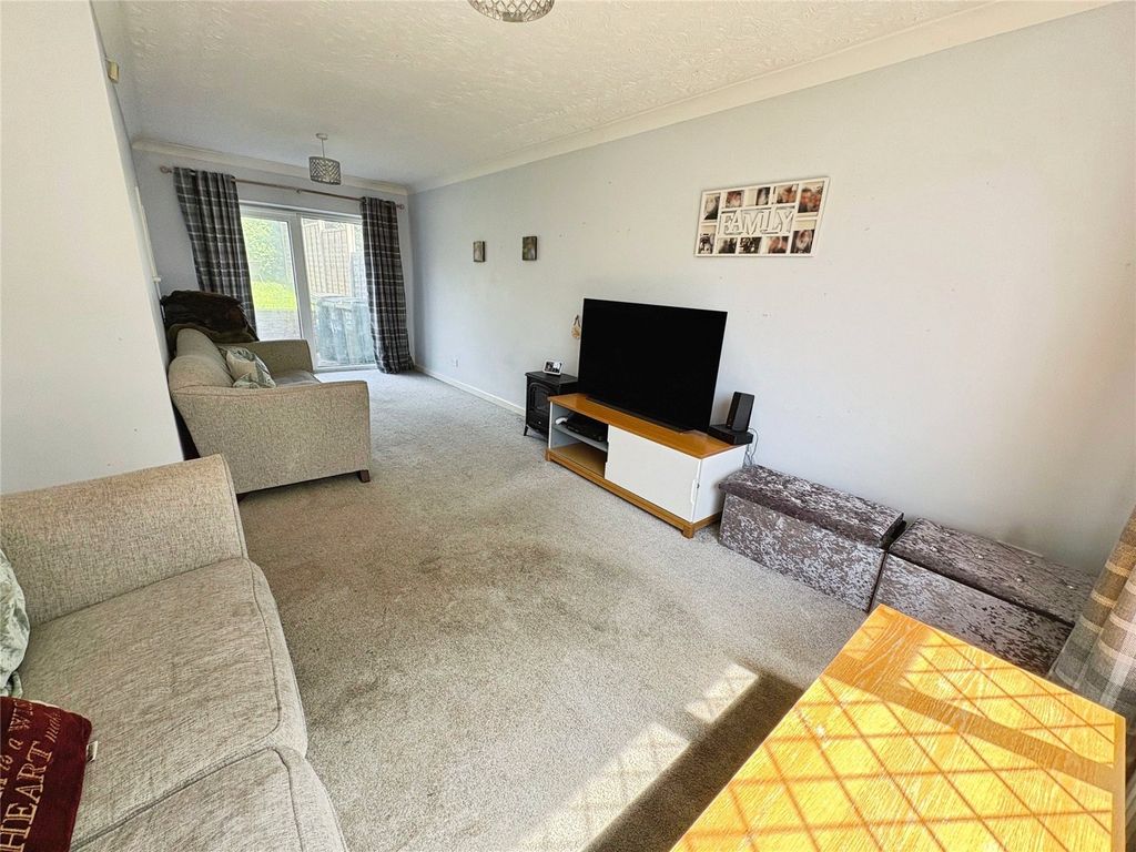 Property photo 2 of 15 Picture No. 02