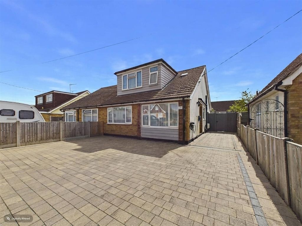 Property photo 1 of 17 Cam02342G0-Pr0223-Still017-001.Jpg