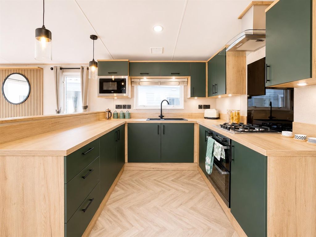 Property photo 3 of 20 Kingston Kitchen.Png