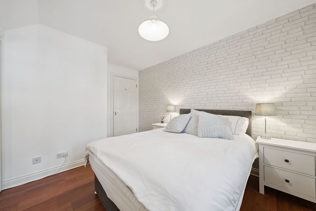 Additional image 13 of 2 bed flat for saleFlat 3 Dalandhui East, Garelochhead, Helensburgh G84