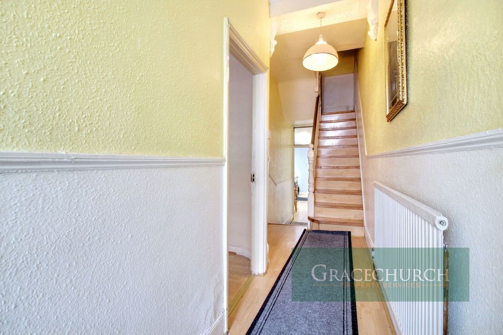 Property photo 3 of 12 Gallery