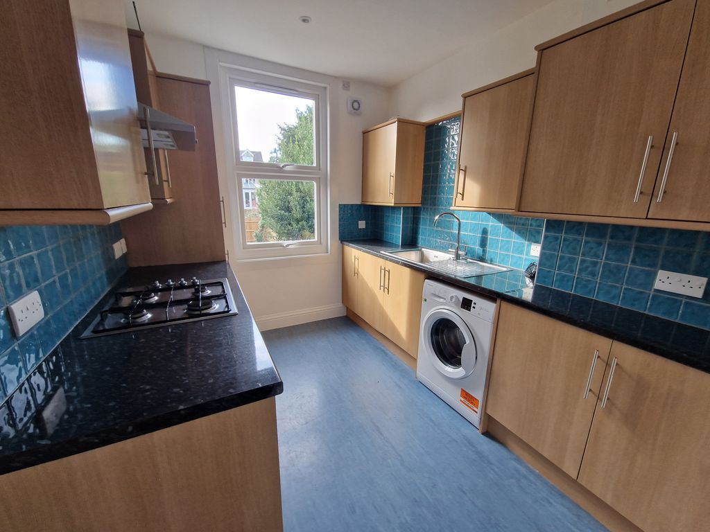 Property photo 2 of 8