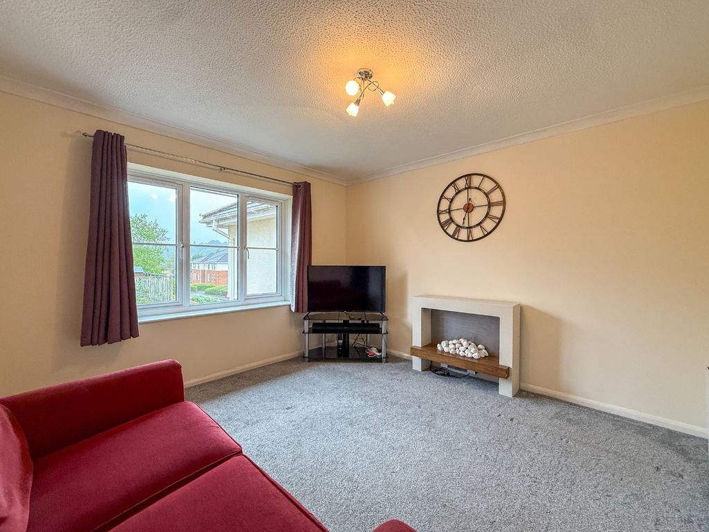 Property photo 3 of 9 4415092