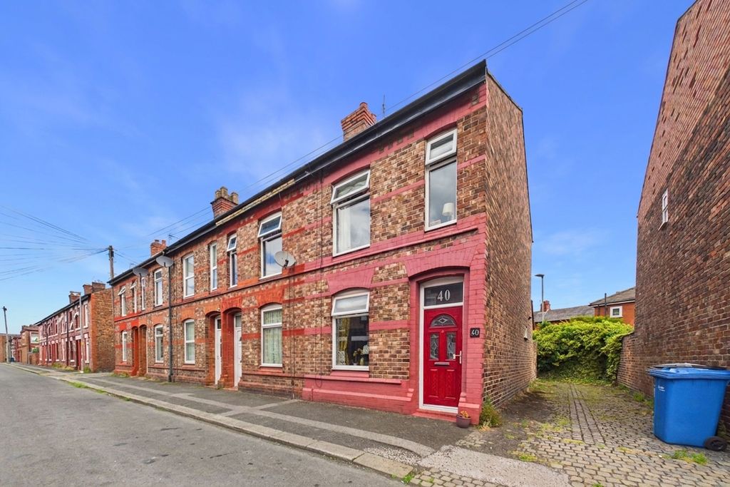 Property photo 1 of 10