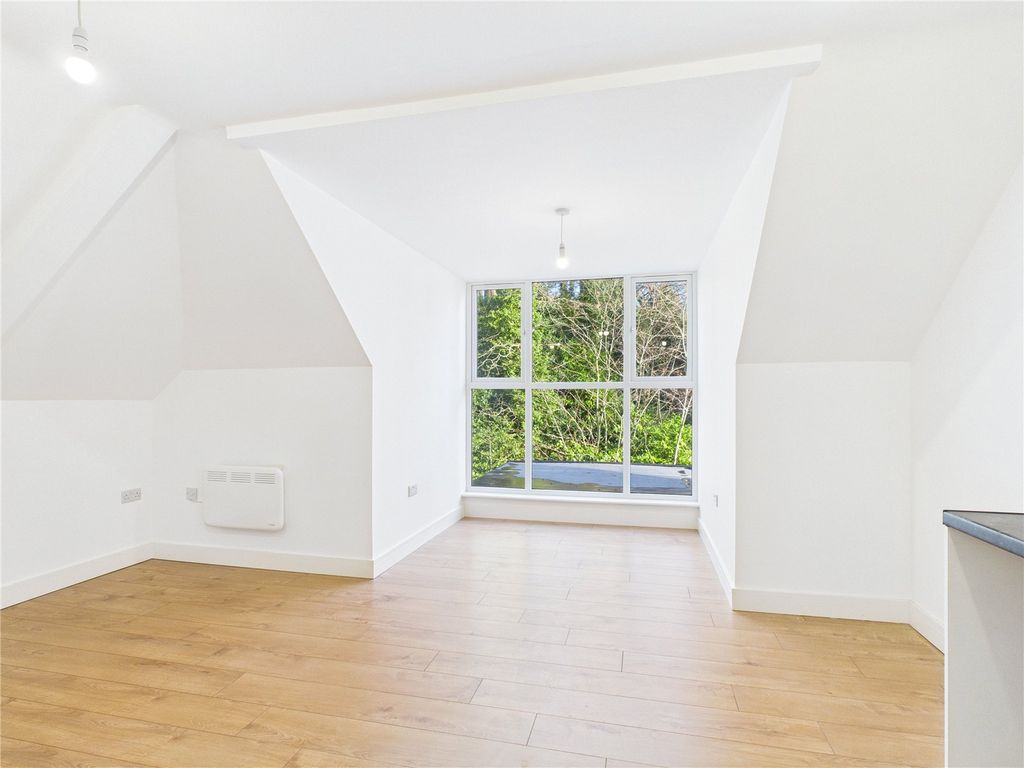 Property photo 2 of 7 Picture No. 06