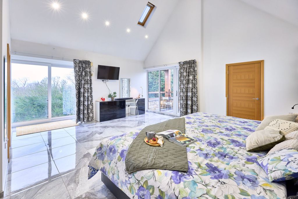 Additional image 22 of 8 bed detached house for saleCragtops, Kirk Smeaton WF8