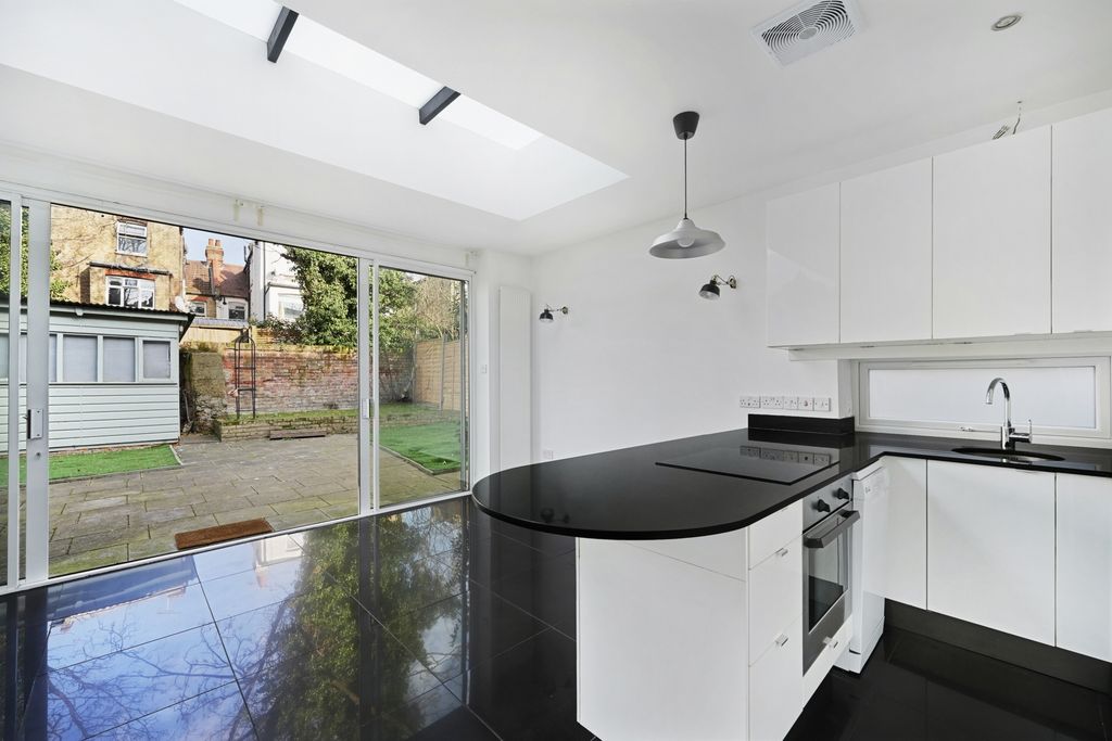 Property photo 1 of 15 Kitchen