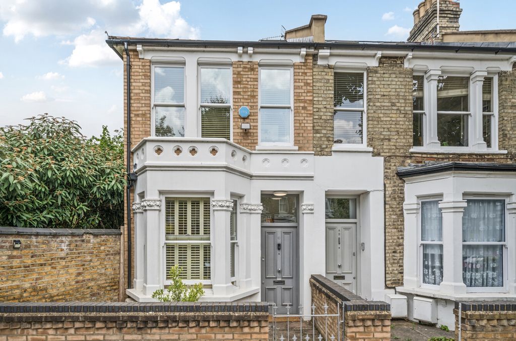 Property photo 1 of 15 1329870-1-6883661...