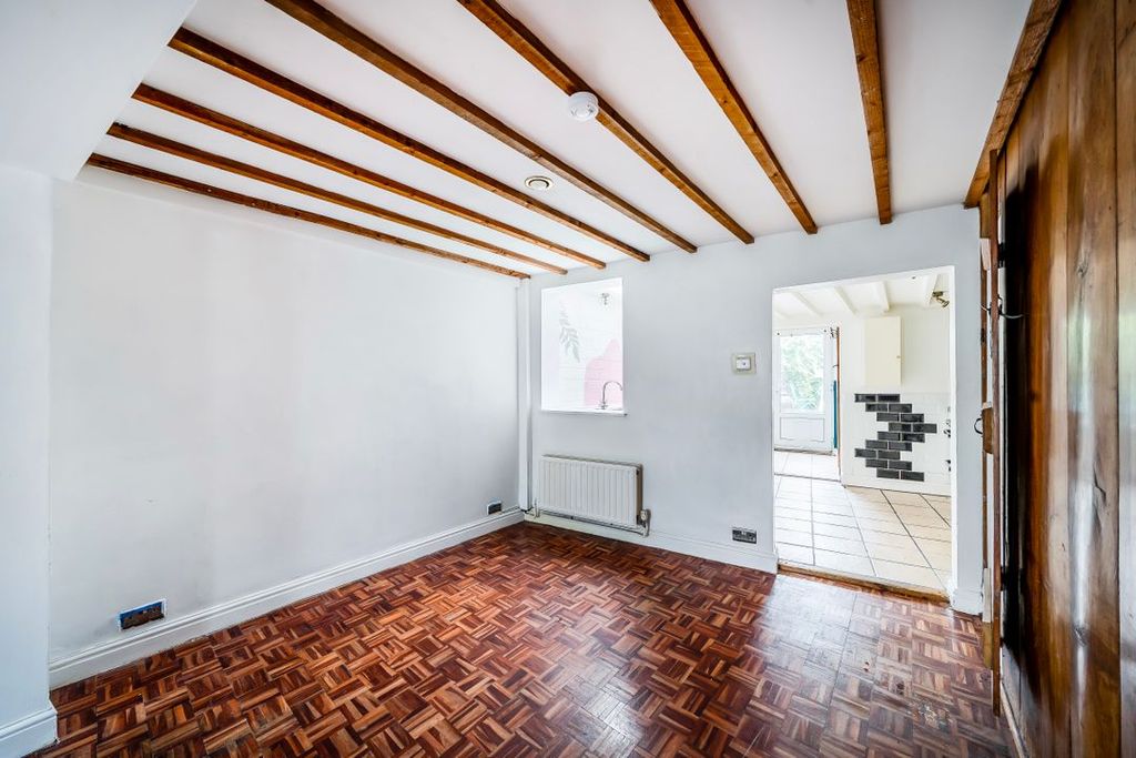 Property photo 3 of 12 13754098691d9d04d0077