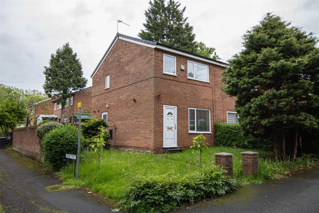 Property photo 1 of 10 Front