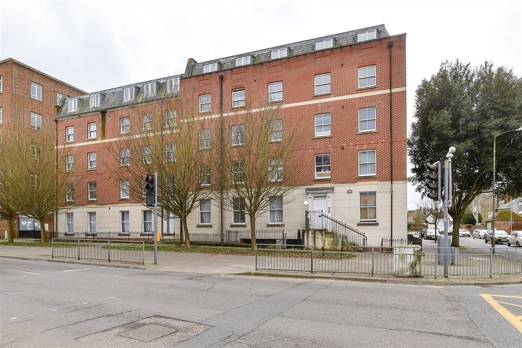 Property photo 2 of 7 External (Web)