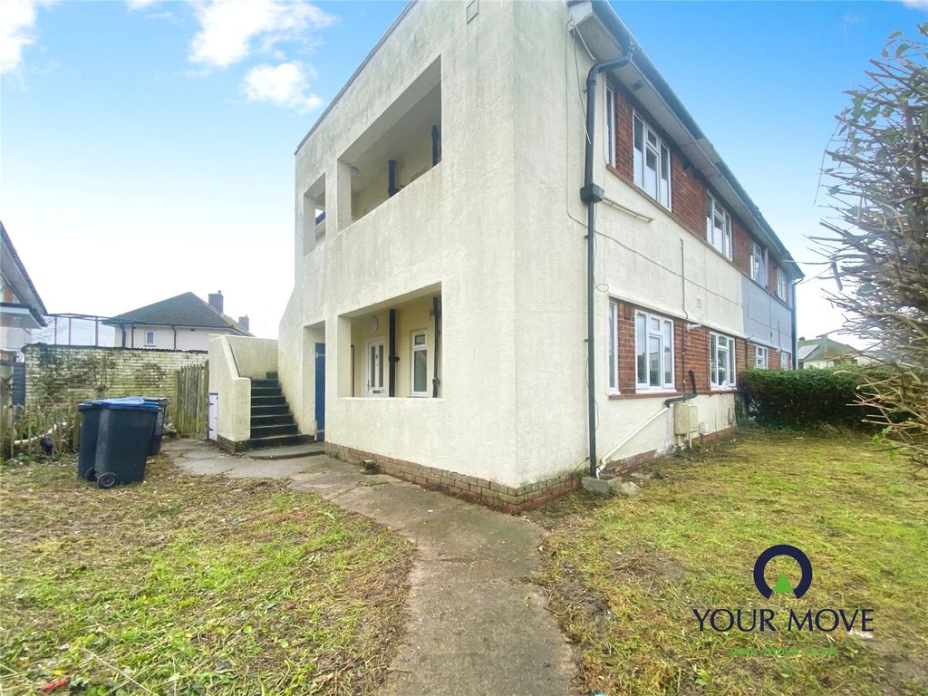 Property photo 1 of 8 Front Entrance