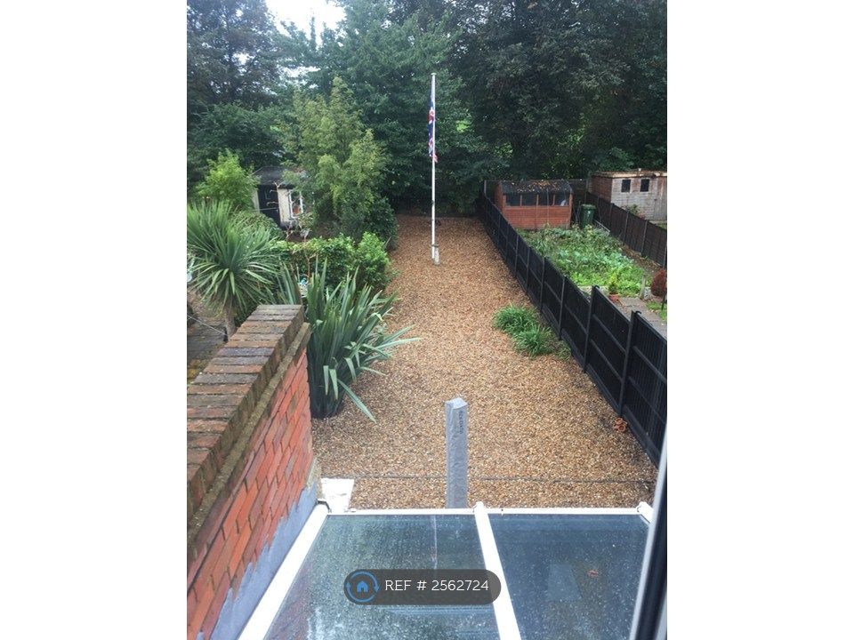 Property photo 3 of 6