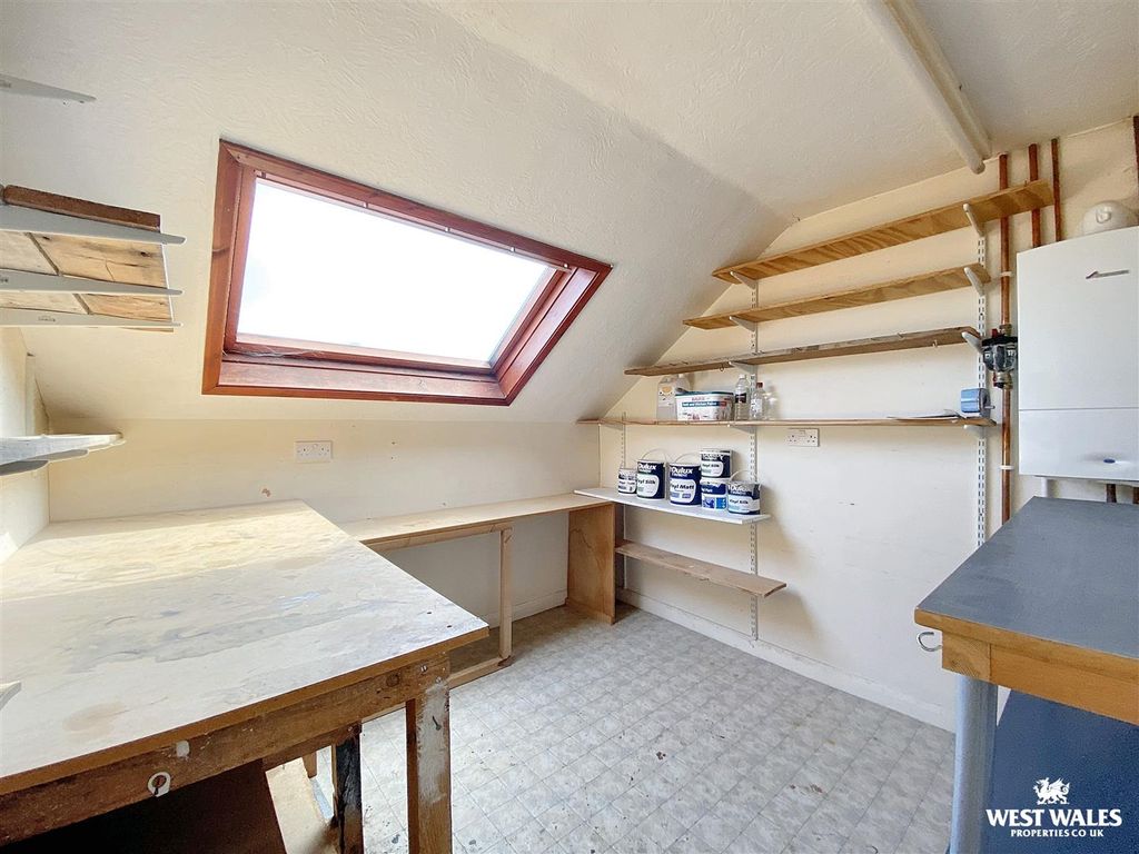 Additional image 14 of 4 bed end terrace house for saleGolden Hill Road, Pembroke SA71