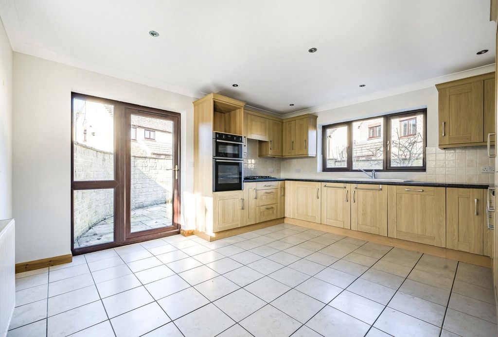 Property photo 3 of 15 Picture No. 38